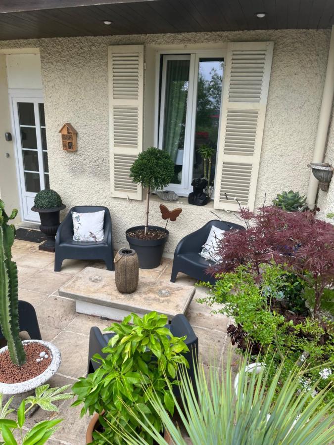 Notre Dame Face Au Chateau Guest house 4*